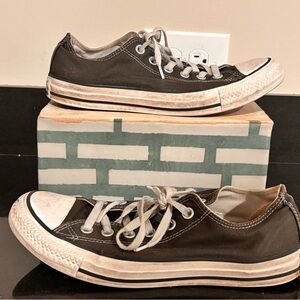 Grey Converse All Star Low Top Sneakers 🅼🅴🅽’🆂 6.5 🆆🅾🅼🅴🅽’🆂 8.5
